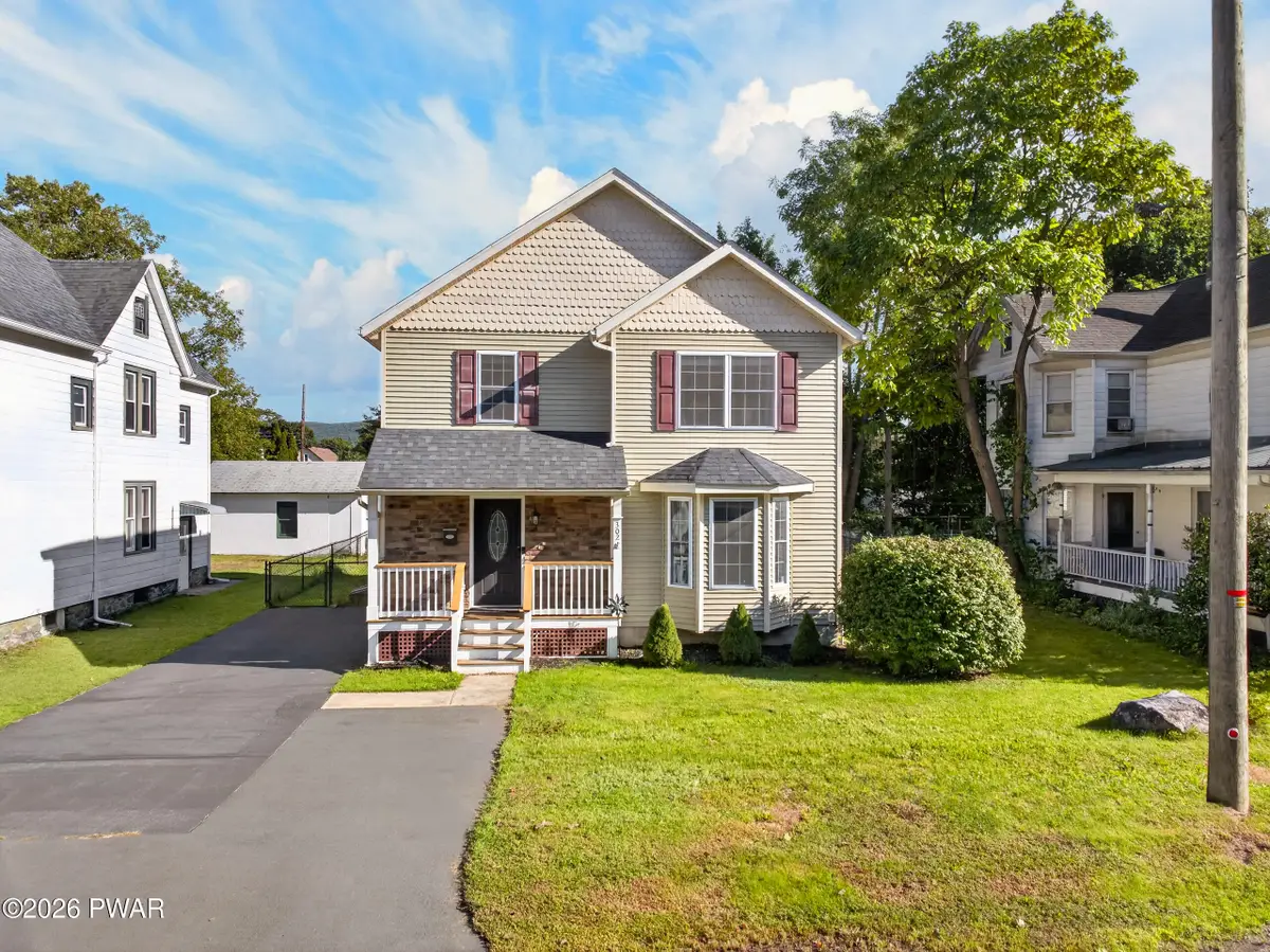 302 Avenue H, Matamoras, PA 18336 - #1