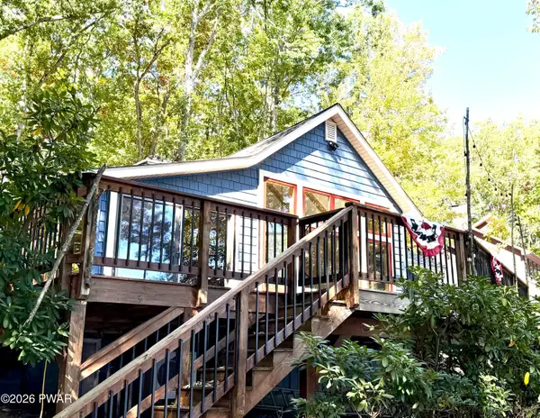 81 Boulder Point Road, Lakeville, PA 18438
