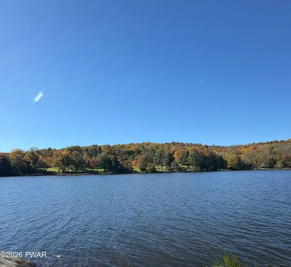 29 Panther Hill Circle, Newfoundland, PA 18445