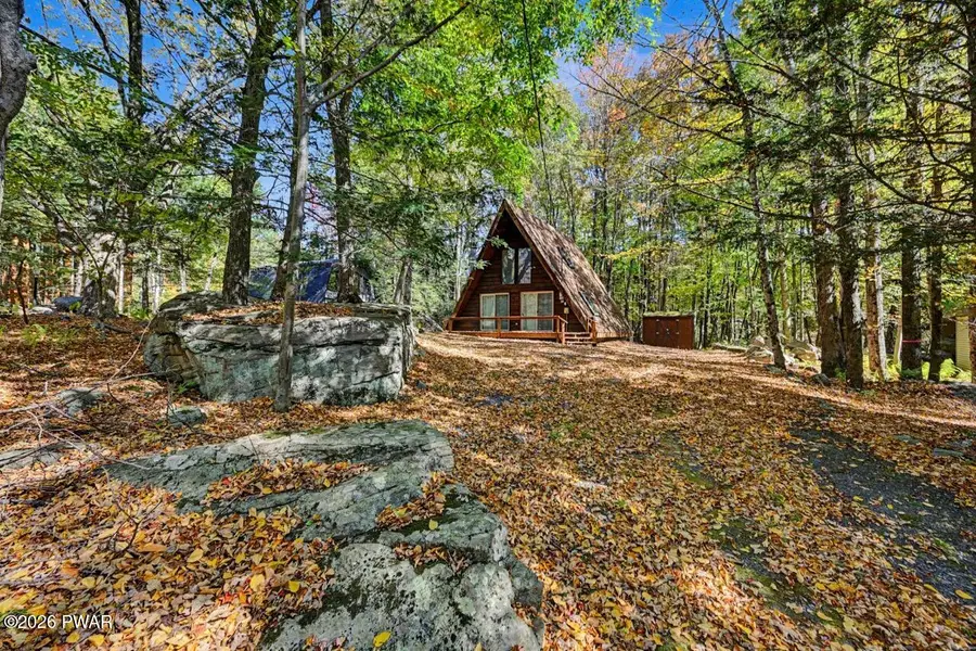707 Lakeview Drive E, Lake Ariel, PA 18436 - #2