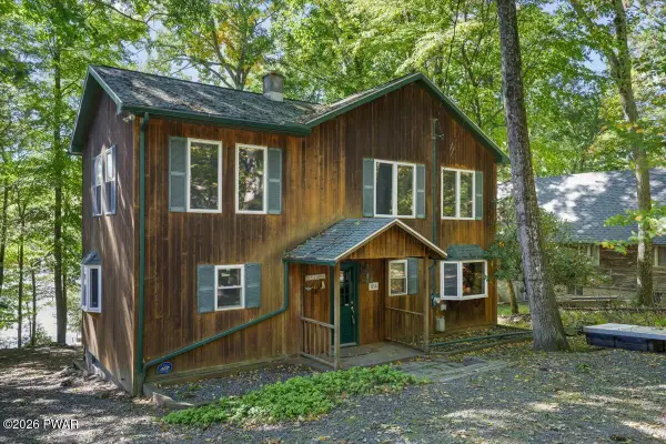 1156 Salem Park Lane, Lake Ariel, PA 18436