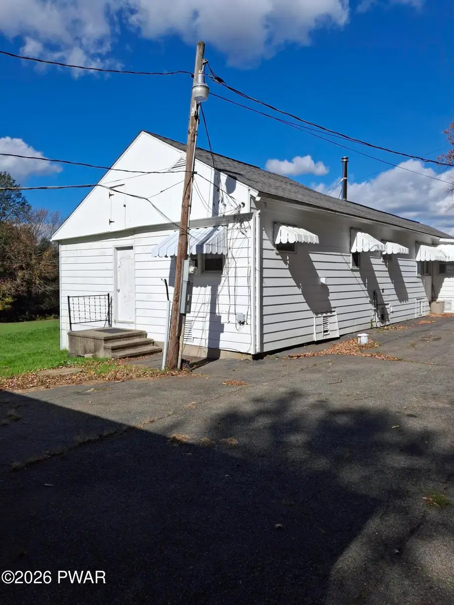 992 Owego Turnpike, Waymart, PA 18472 - #3
