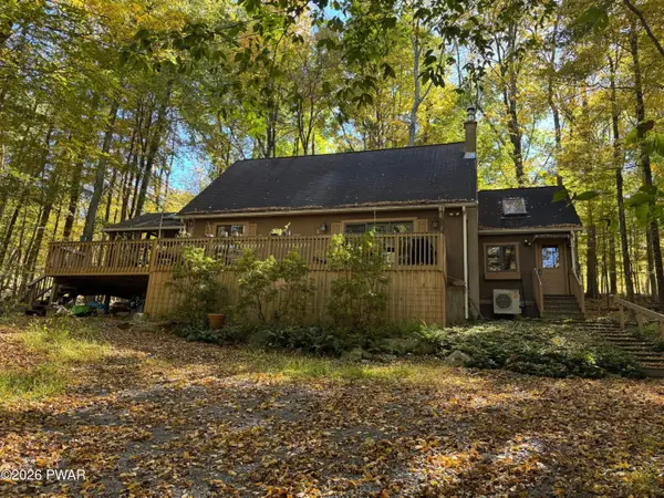 81 Ridge Road, Lake Ariel, PA 18436