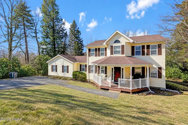 1338 Hilltop Drive, Long Pond, PA 18334