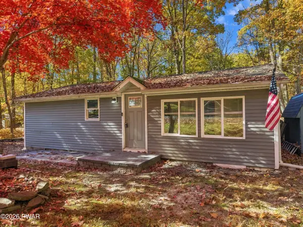 117 Dogwood Road, Dingmans Ferry, PA 18328