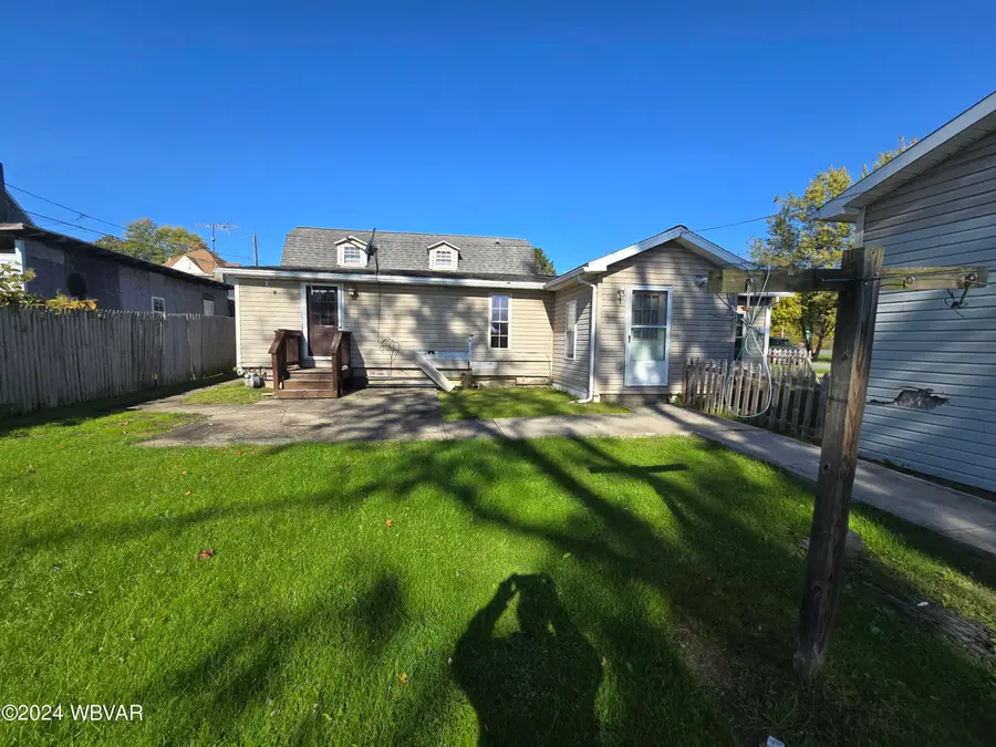 407 Fairview Street, Avis, PA 17721 - Image #2