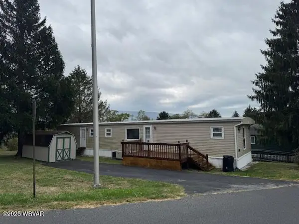 30 Woodcock Drive, Lock Haven, PA 17745
