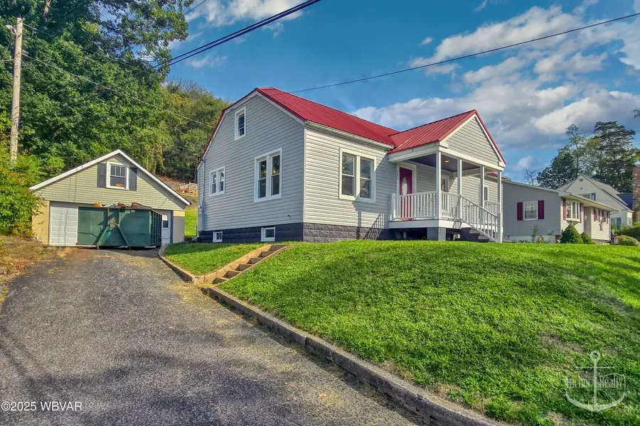 202 E Hillside Drive, Lock Haven, PA 17745 - Image #2