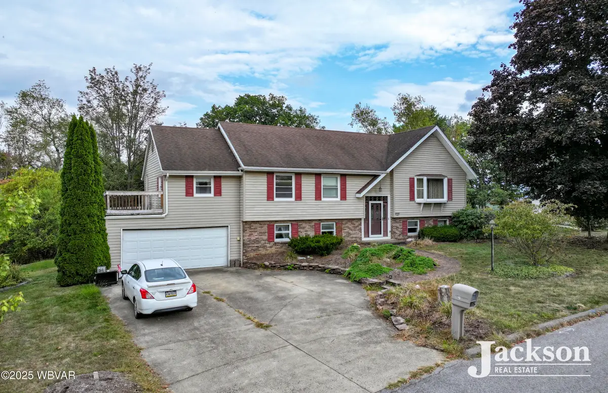 113 W Hills Drive, Williamsport, PA 17701 - Image #1