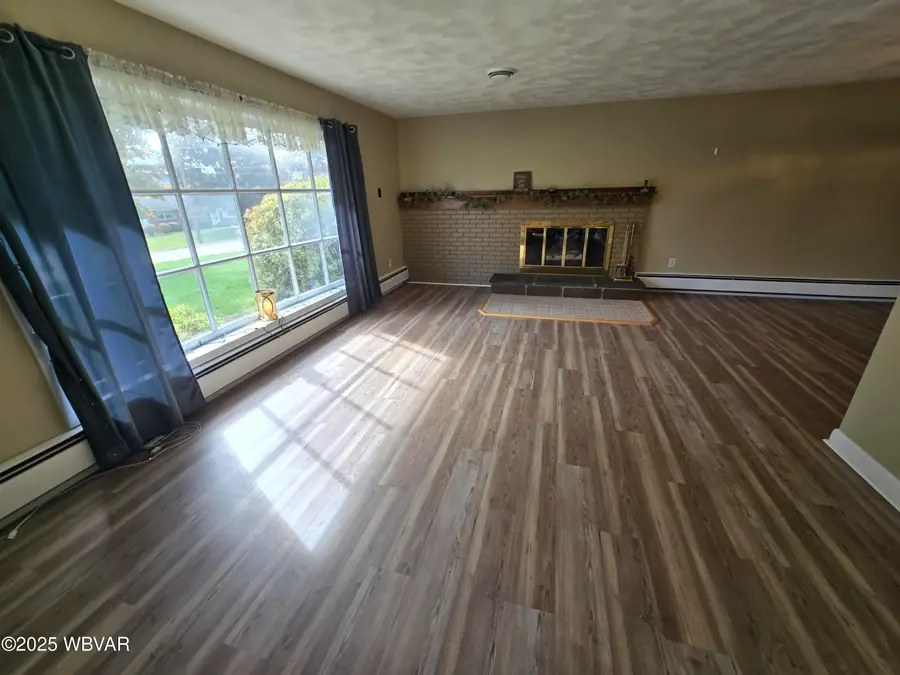 1715 Clarion Drive, Williamsport, PA 17701 - Image #2