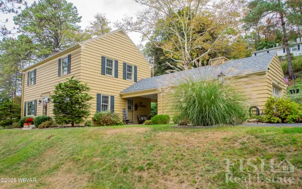 61 Roderick Road, Williamsport, PA 17701