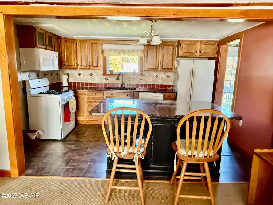 527 S Washington Street, Muncy, PA 17756 - Image #2