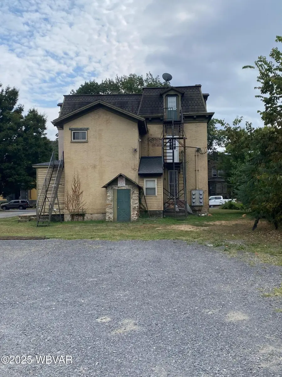 936 W 4th Street, Williamsport, PA 17701 - Image #2