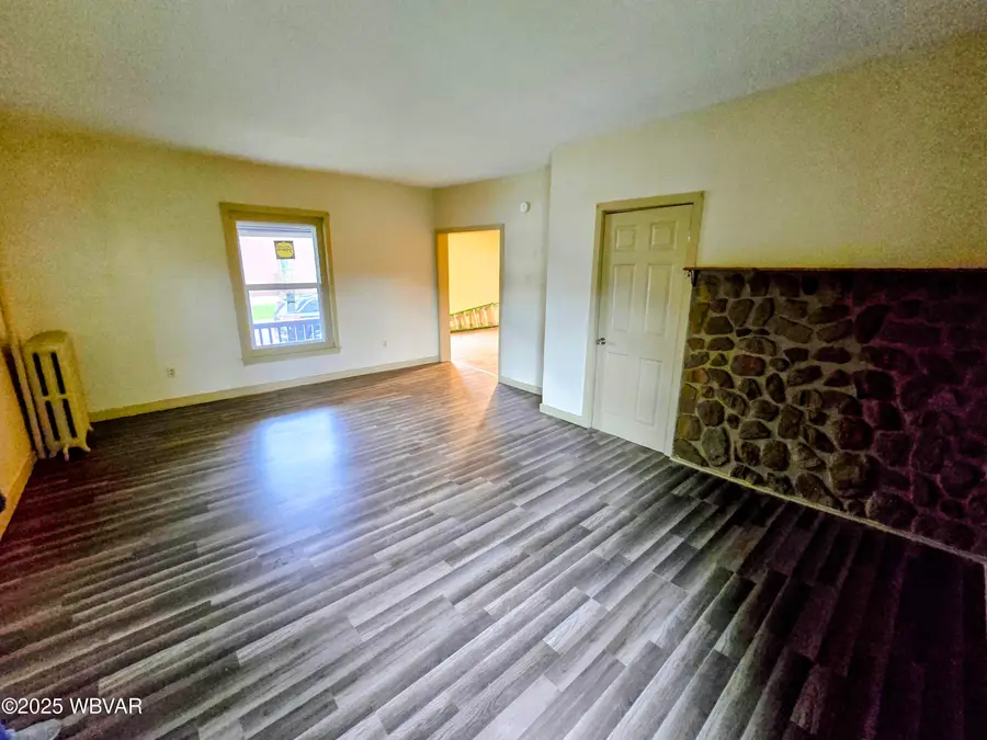 124 N Lincoln Avenue, Jersey Shore, PA 17740 - Image #2