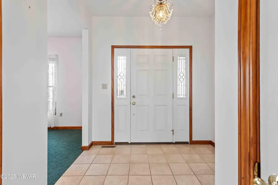 1922 Ridge Crest Circle, Montoursville, PA 17754 - Image #2