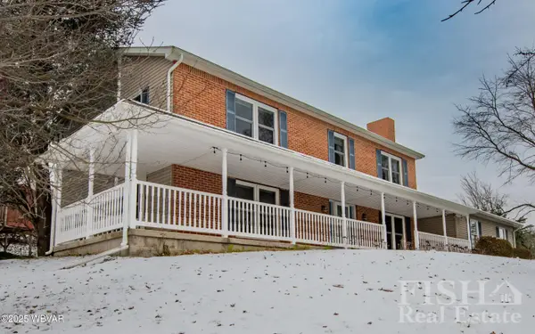 1094 Redwing Road, Lock Haven, PA 17745
