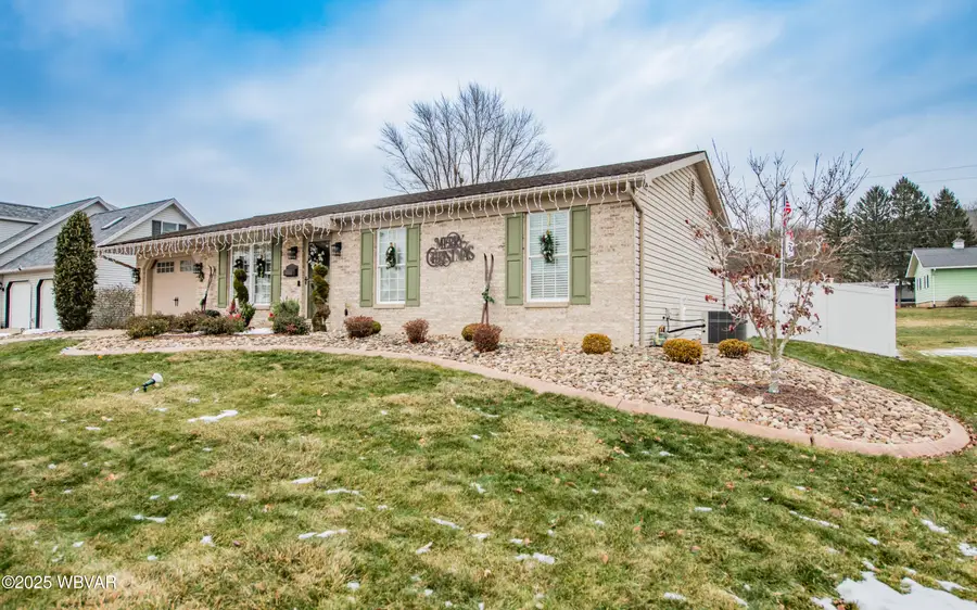 1217 Pearl Boulevard, Montoursville, PA 17754 - Image #2