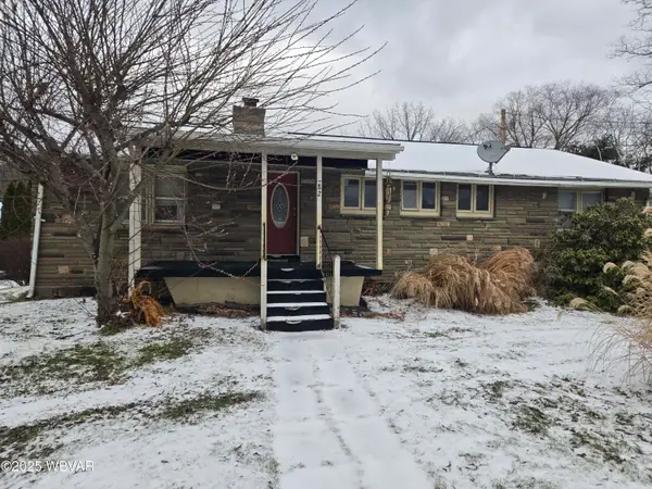 182 Baer Street, Jersey Shore, PA 17740