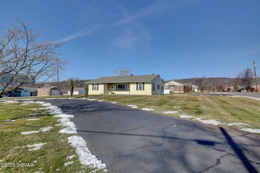 29 Jade Avenue, Danville, PA 17821 - #3