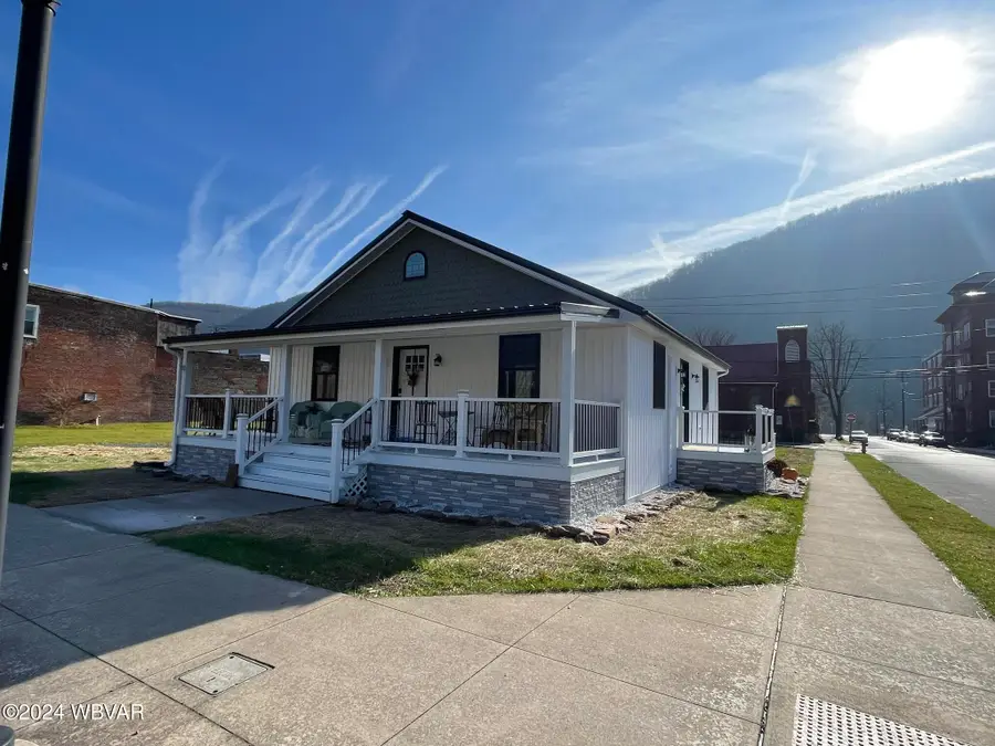 300 Erie Avenue, Renovo, PA 17764 - #2