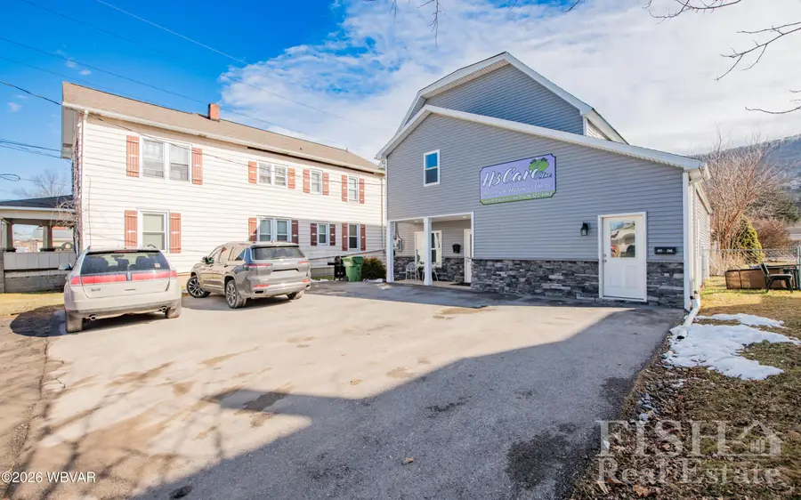 907 W Southern Avenue, South Williamsport, PA 17702 - #2