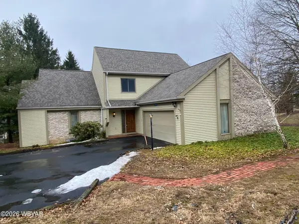 1273 E Cardinal Drive, Lock Haven, PA 17745