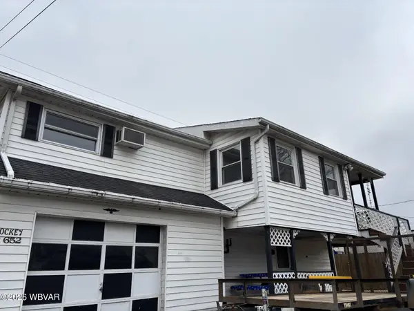 R 652 E Church Street, Lock Haven, PA 17745