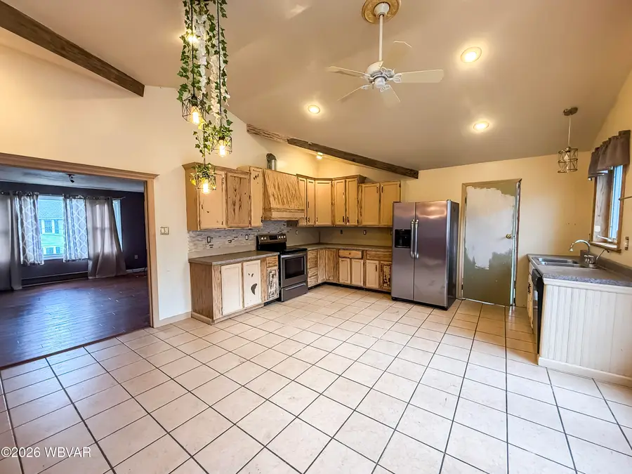 201 E Highland Street, Jersey Shore, PA 17740 - #2