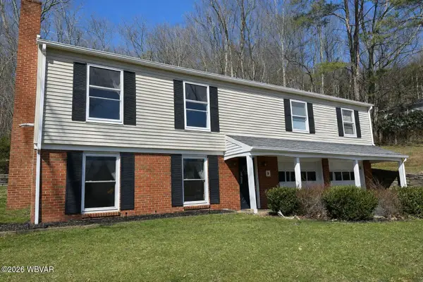 9 Parkwood Drive, Lock Haven, PA 17745