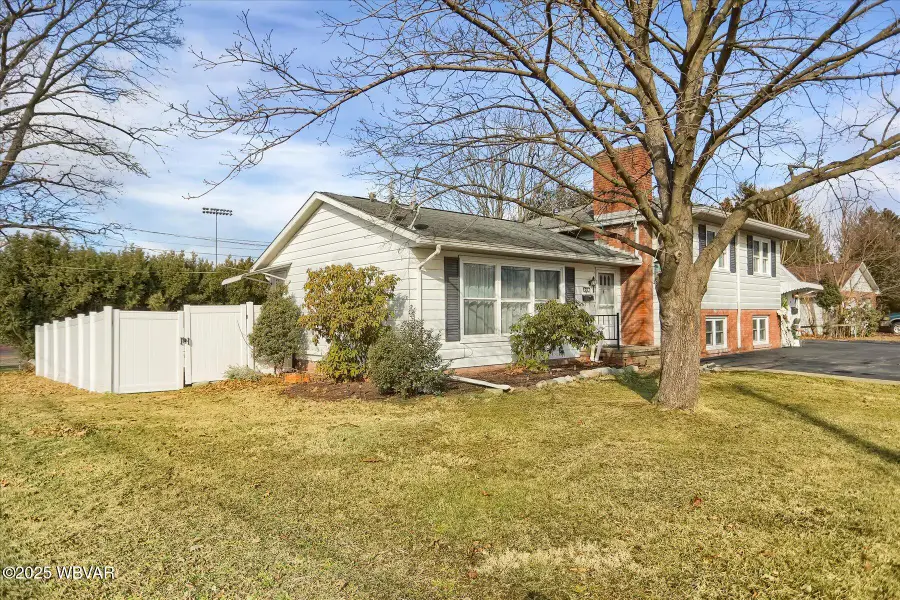 25 Walnut Street, Montoursville, PA 17754 - #3