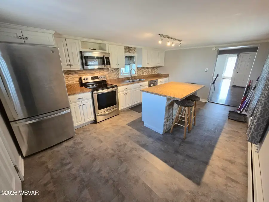 408 S Summit Street, Lock Haven, PA 17745 - #3