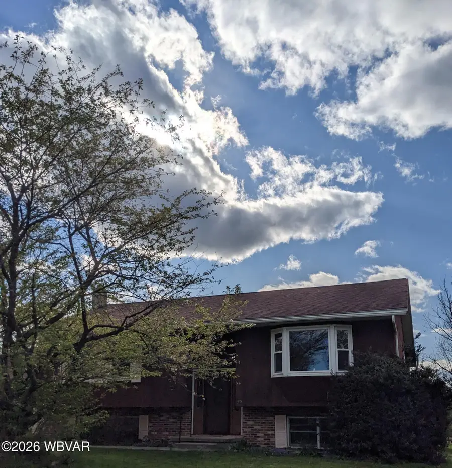 45 Cherokee Lane, Williamsport, PA 17701 - #2