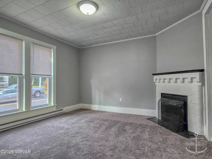 19 E Water Street, Lock Haven, PA 17745 - #2