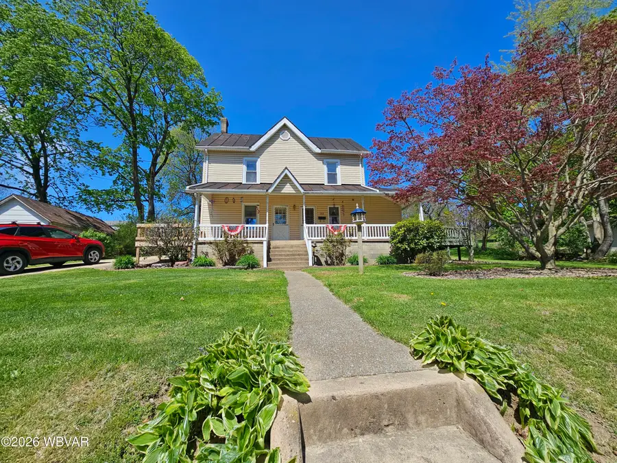 132 Montgomery Street, Montgomery, PA 17752 - #2