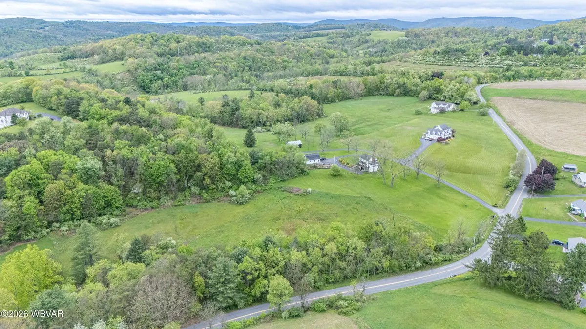 26-330-120 Walnut Lane, Williamsport, PA 17701 - #1