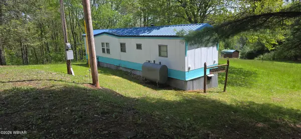186 Johns Lane, Renovo, PA 17764