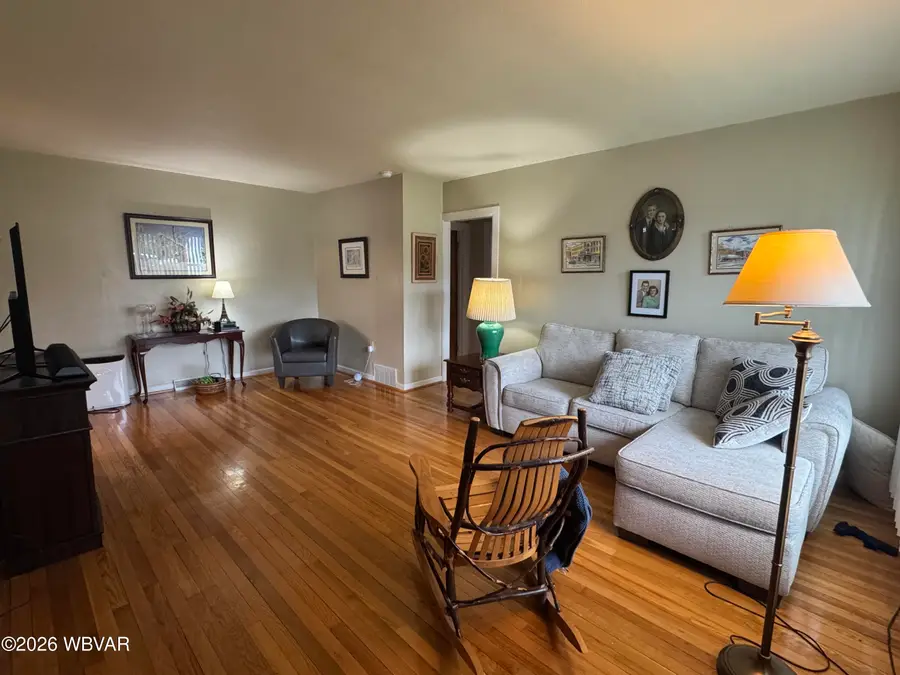 304 Chestnut Street, Montoursville, PA 17754 - #2