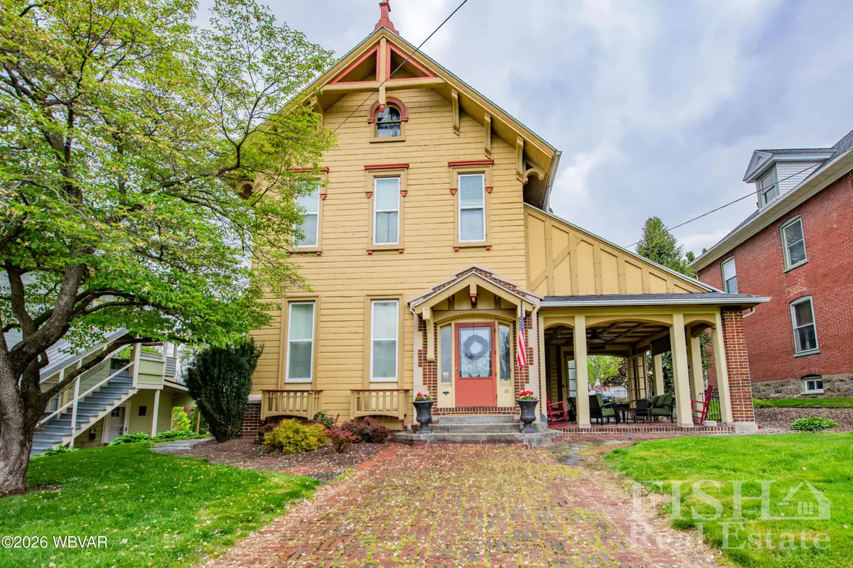 18 W 7th Street, Williamsport, PA 17701 - #1