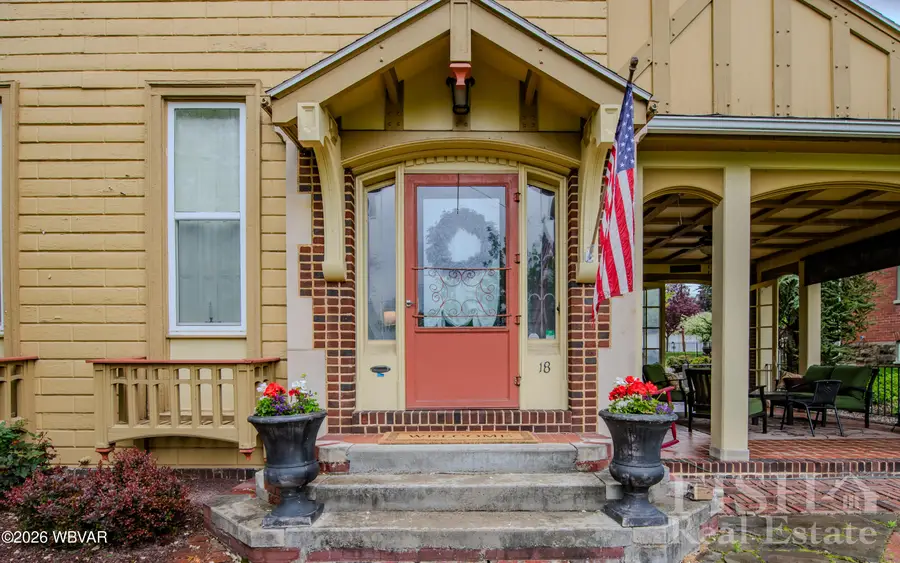 18 W 7th Street, Williamsport, PA 17701 - #2