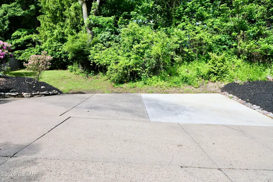 1204 Vallamont Drive, Williamsport, PA 17701 - #3