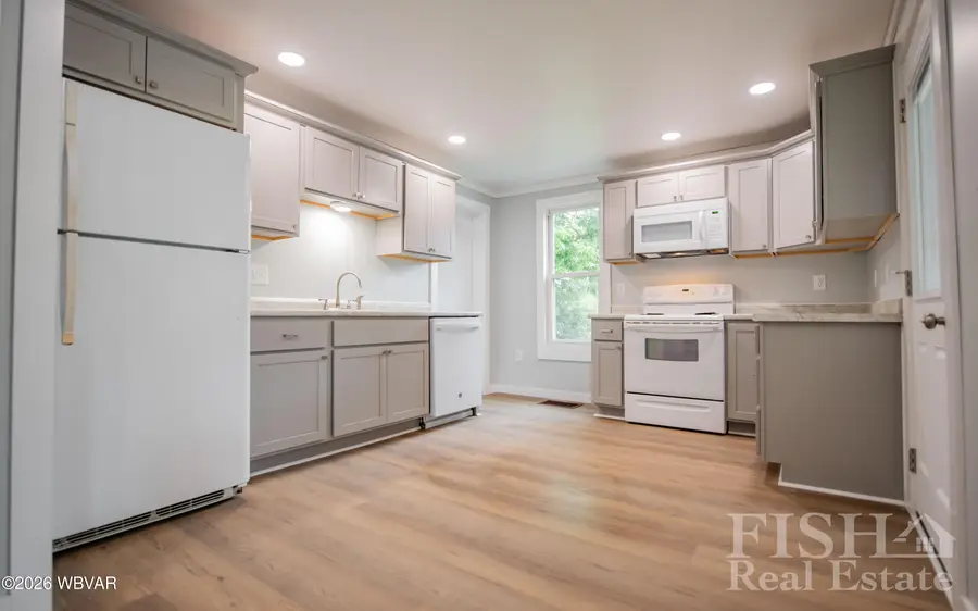 16 N Jones Street, Lock Haven, PA 17745 - #3