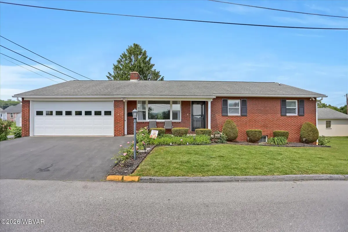 300 York Street, Lock Haven, PA 17745 - #1