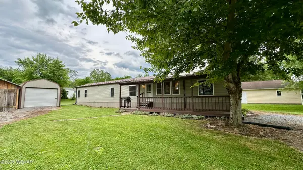 164 Maplewood Lane, Jersey Shore, PA 17740