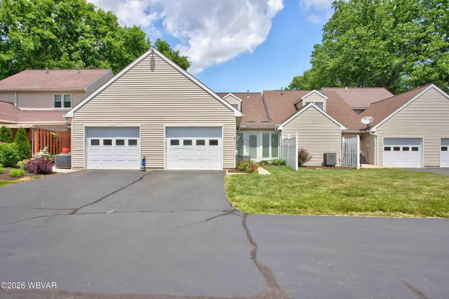 404 Wyndham Court, Williamsport, PA 17701 - #3