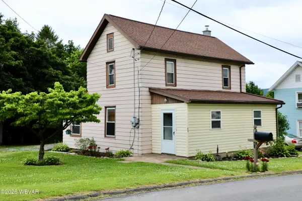 45 Schnee Avenue, Montgomery, PA 17752