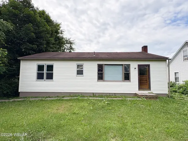 972 R W 3rd Street, Lock Haven, PA 17745