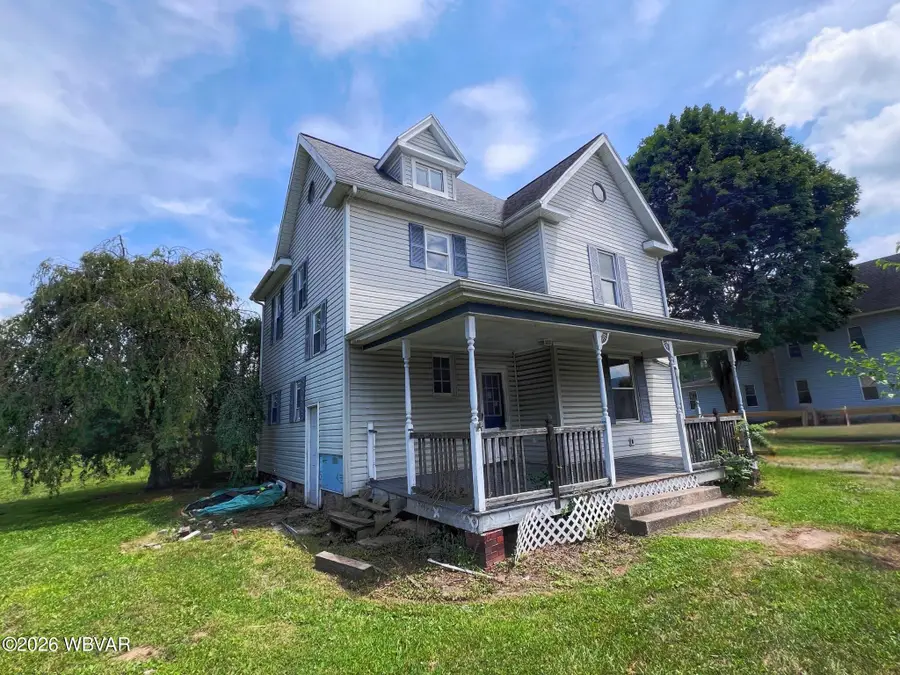 1043 Charles Street, Jersey Shore, PA 17740 - #2