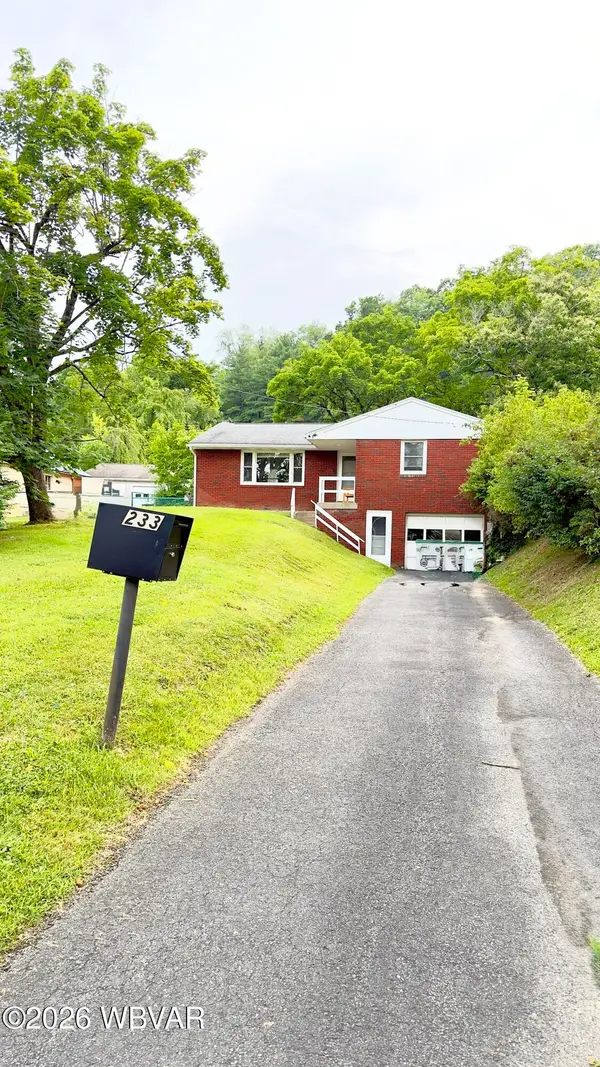 233 Susquehanna Avenue, Lock Haven, PA 17745