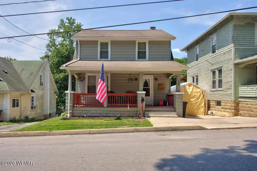 937 Cemetery Street, Williamsport, PA 17701 - #2