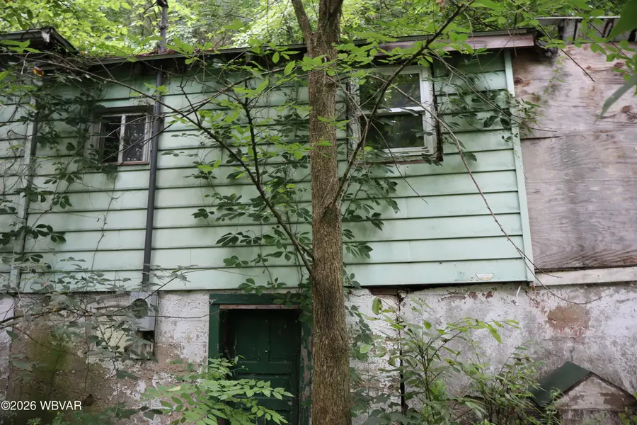 2072 Sugar Run Road, Mill Hall, PA 17751 - #2